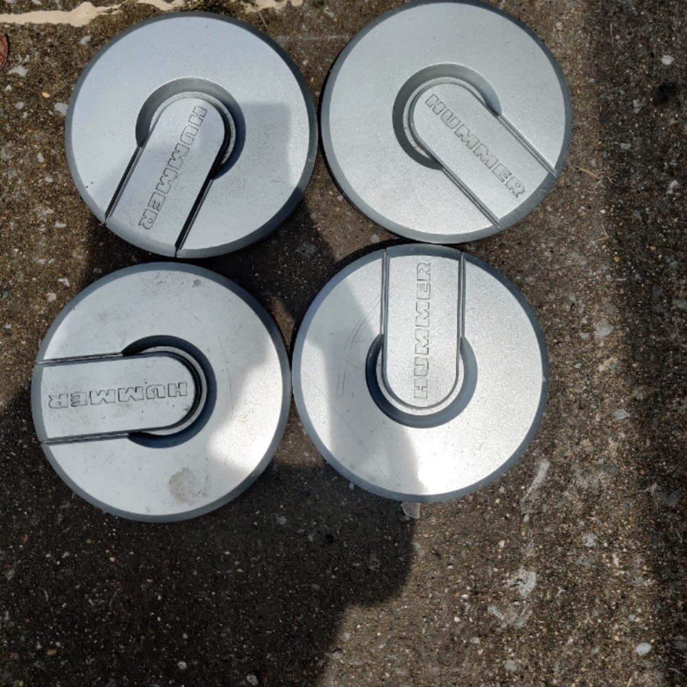 Hummer Silver Wheel Center Caps
